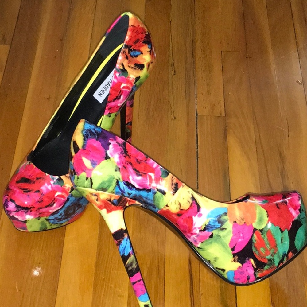 Steve Madden Floral Patent Leather Platform Heels